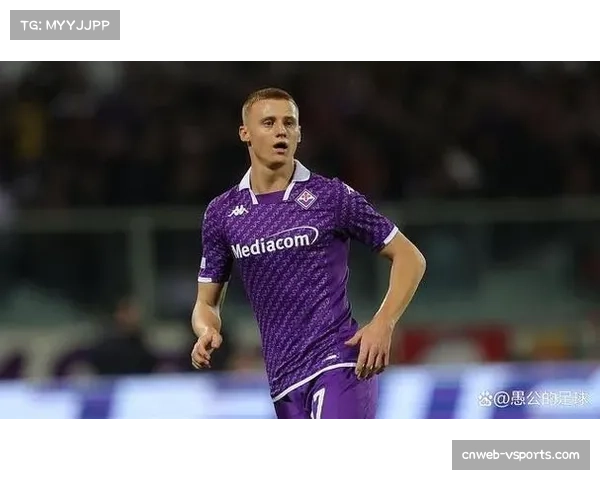 佛罗伦萨更衣室被曝赛后爆发严重冲突，球员关系紧张。