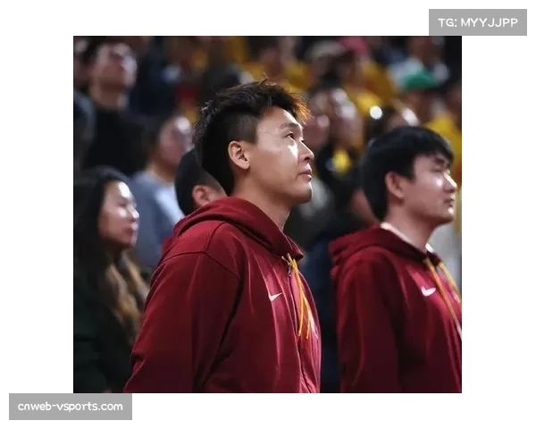 韩国队启程前往客场,孙兴慜机场受访称“已完全准备好对阵中国队”